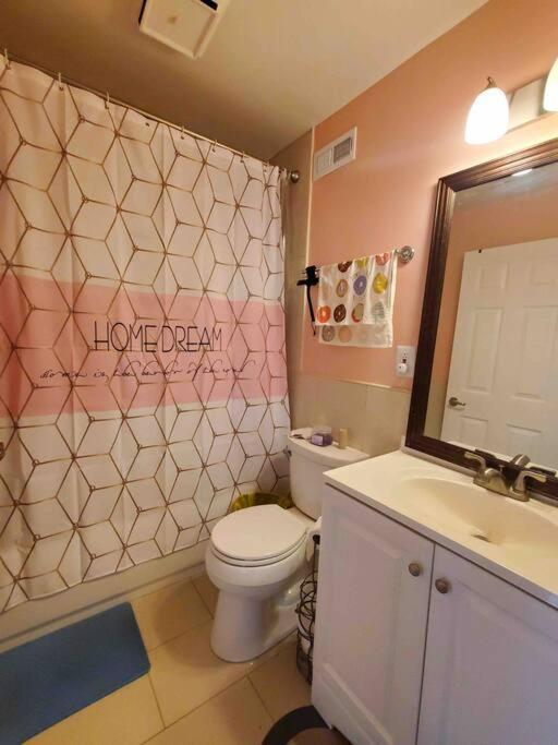 5 Star Room/Close To Town Center And Everything/5 Min Walk Metro روكفيل، ماريلاند المظهر الخارجي الصورة